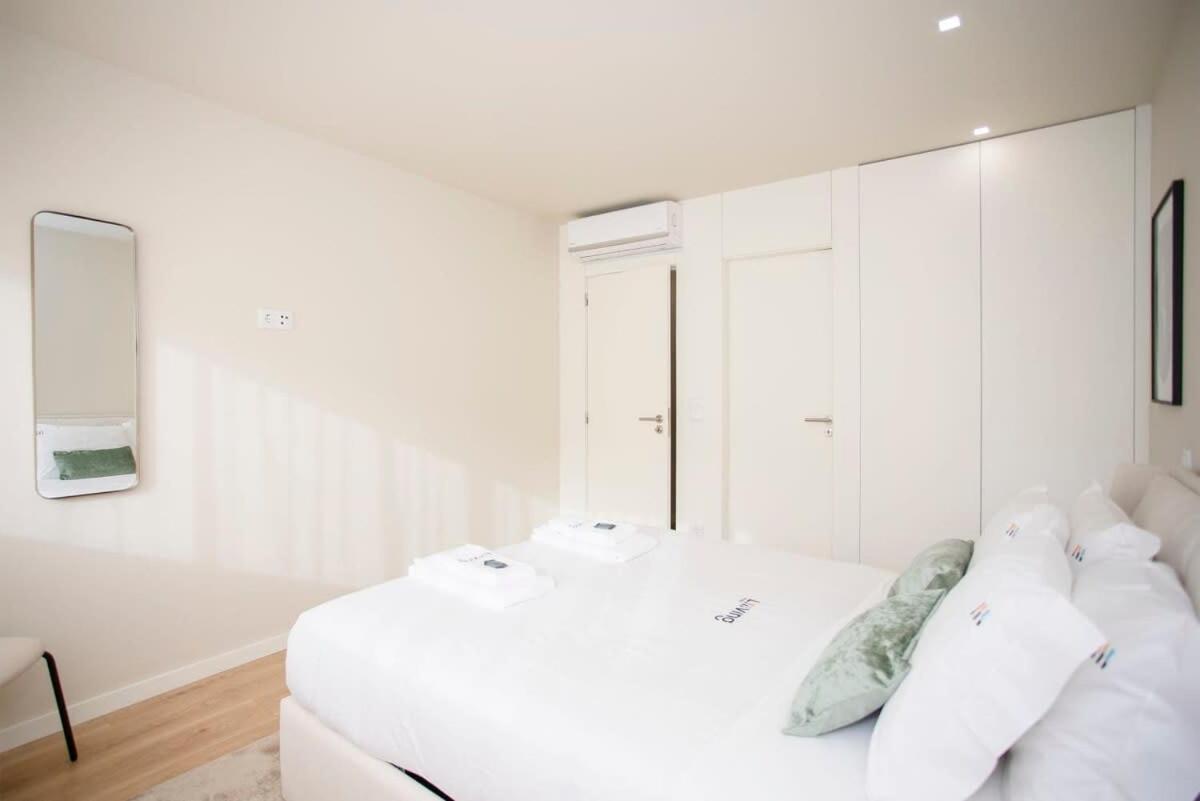 Liiiving In Porto - Uptown Pearl Apartment Luaran gambar